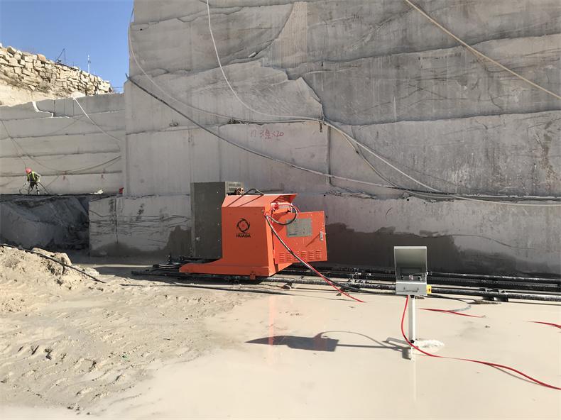 Huada double blade machine and wire saw machine help rust stone mining